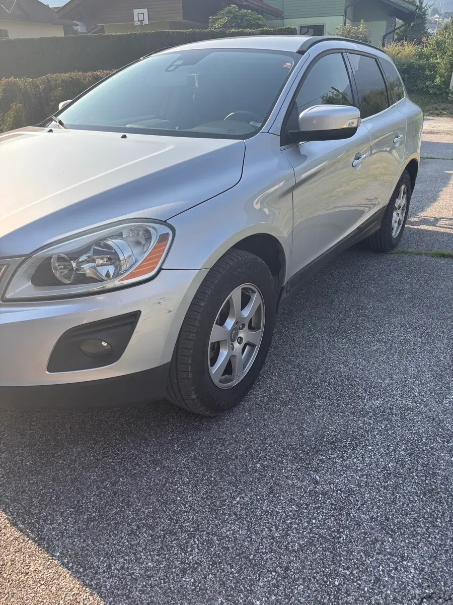 Volvo Xc60 2010 photo 3