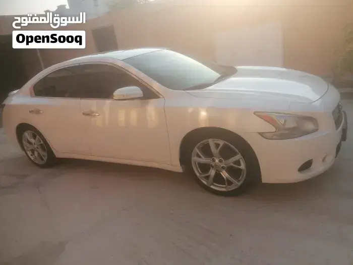 Nissan Maxima 2013 photo 2