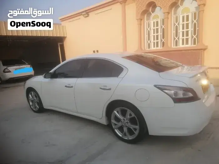 Nissan Maxima 2013 photo 4