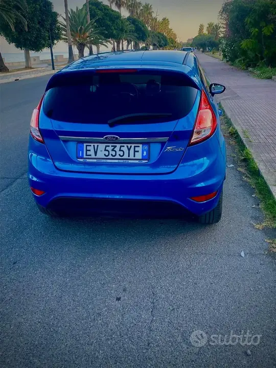 Ford Fiesta 2015 photo 4