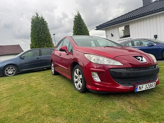 Peugeot 308 2008 photo 5
