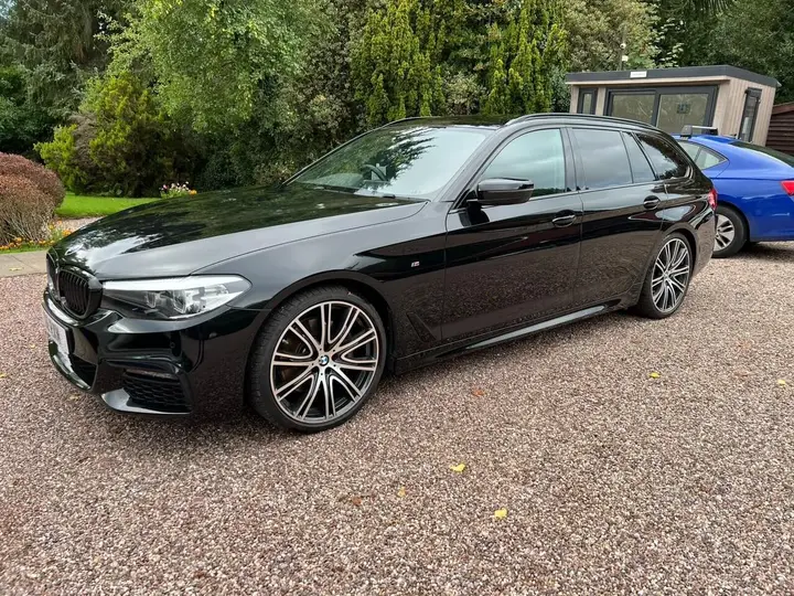 BMW 5 Series 2019 photo 2