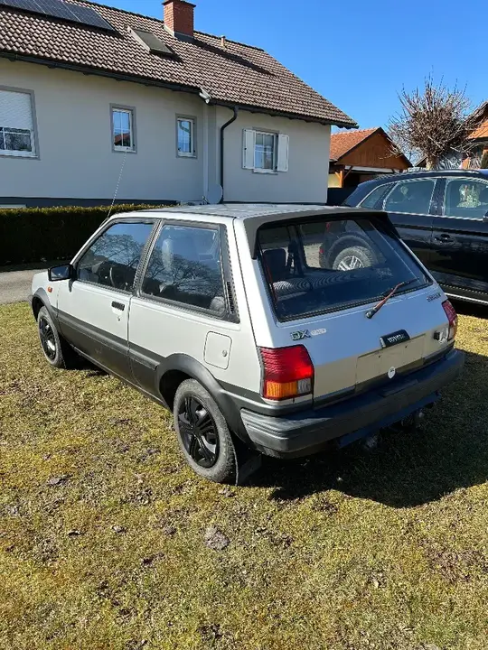 Toyota Starlet 1986 photo 3
