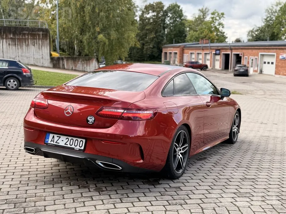 Mercedes-Benz E220D 2017 photo 5