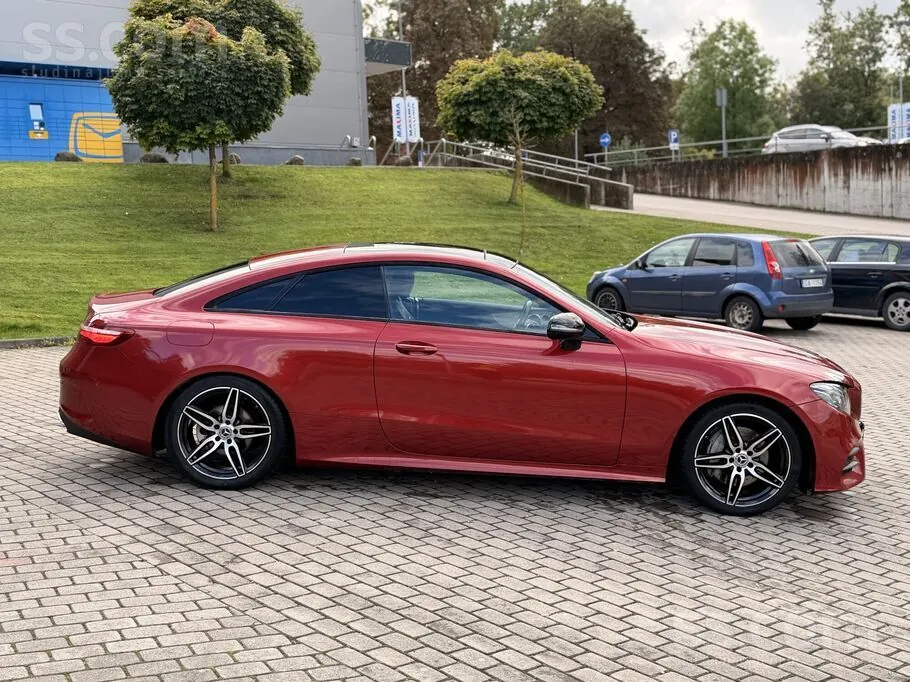 Mercedes-Benz E220D 2017 photo 4