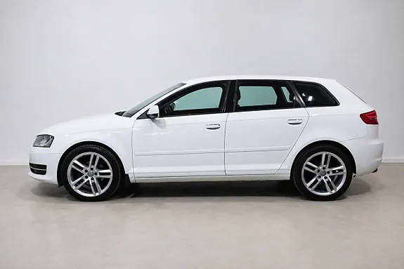 Audi A3 2011 photo 4