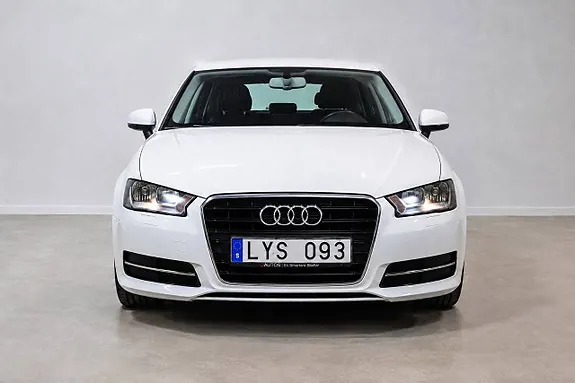 Audi A3 2011 photo 3
