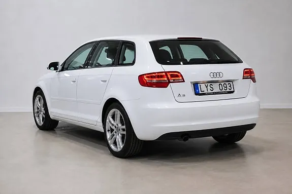 Audi A3 2011 photo 5