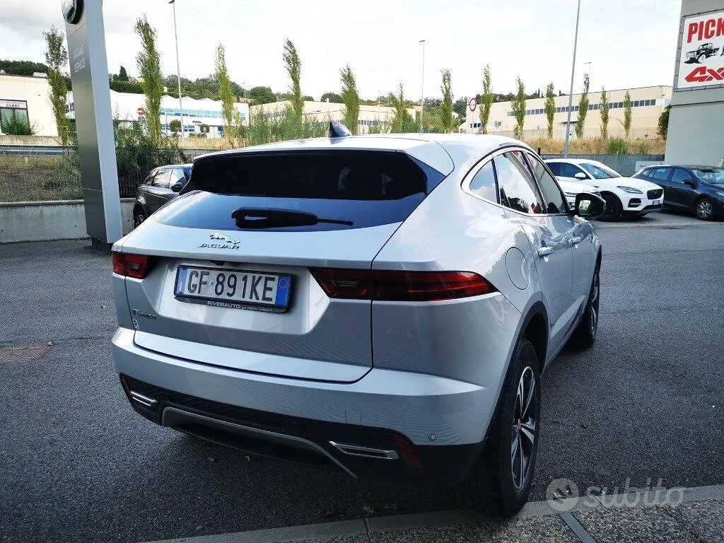 Jaguar E-Pace 2021 photo 4