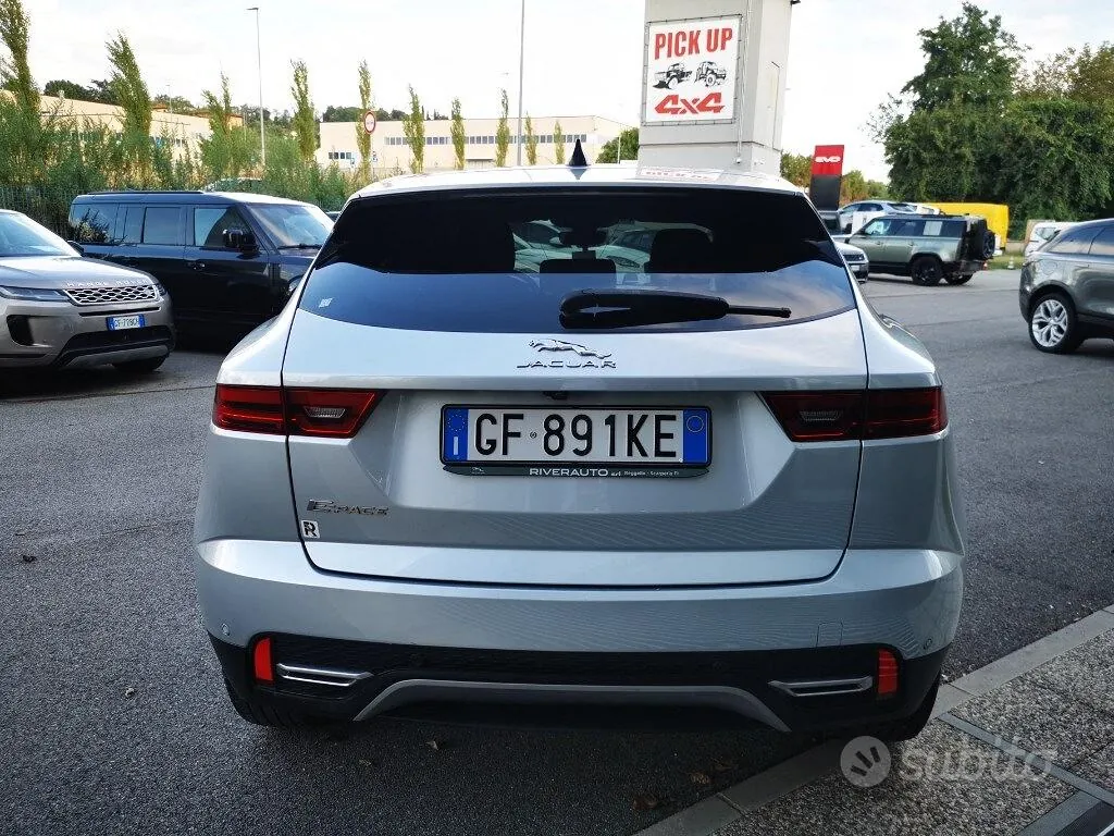 Jaguar E-Pace 2021 photo 5