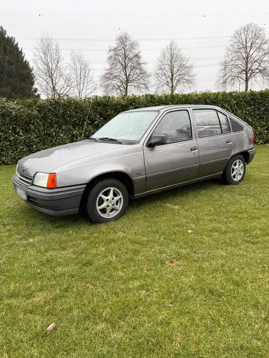 Opel Kadett E