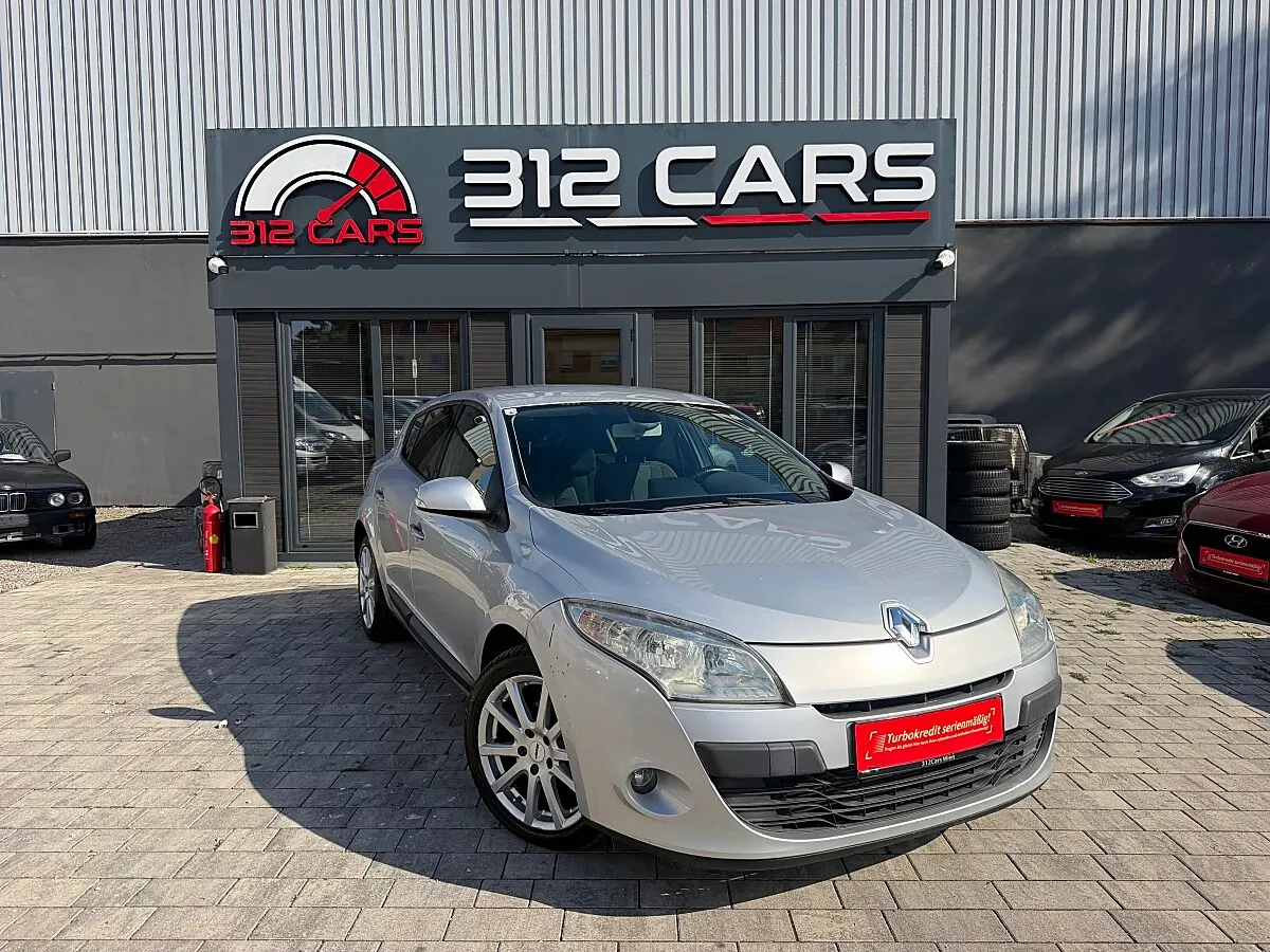 Renault Megane 2009 photo 2
