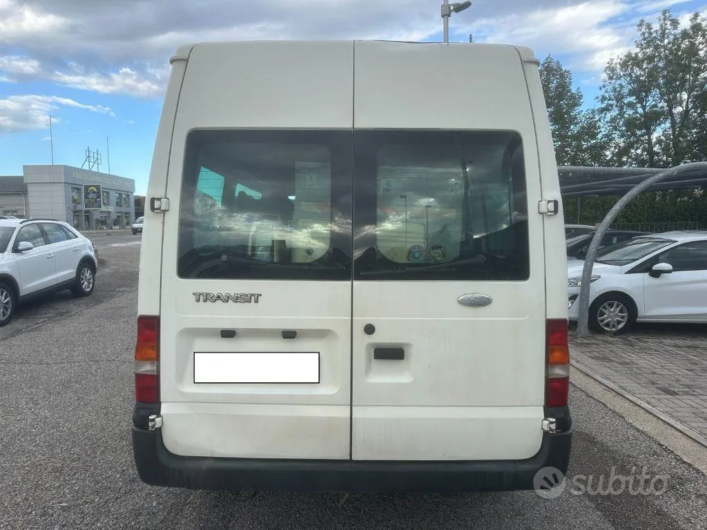 Ford Transit Tourneo 2004 photo 3