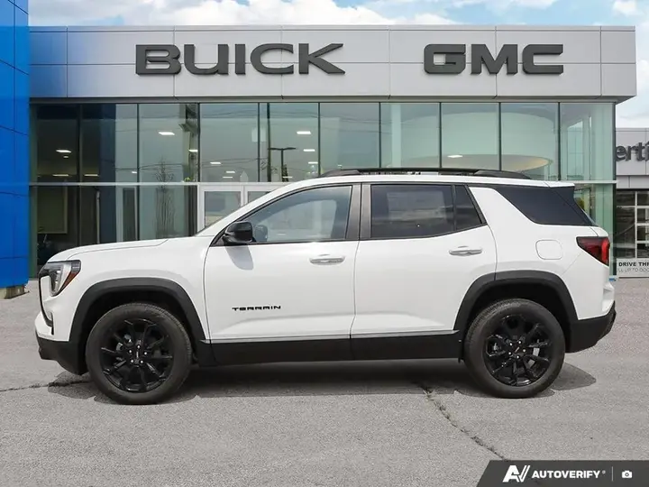 GMC Terrain 2027 photo 3