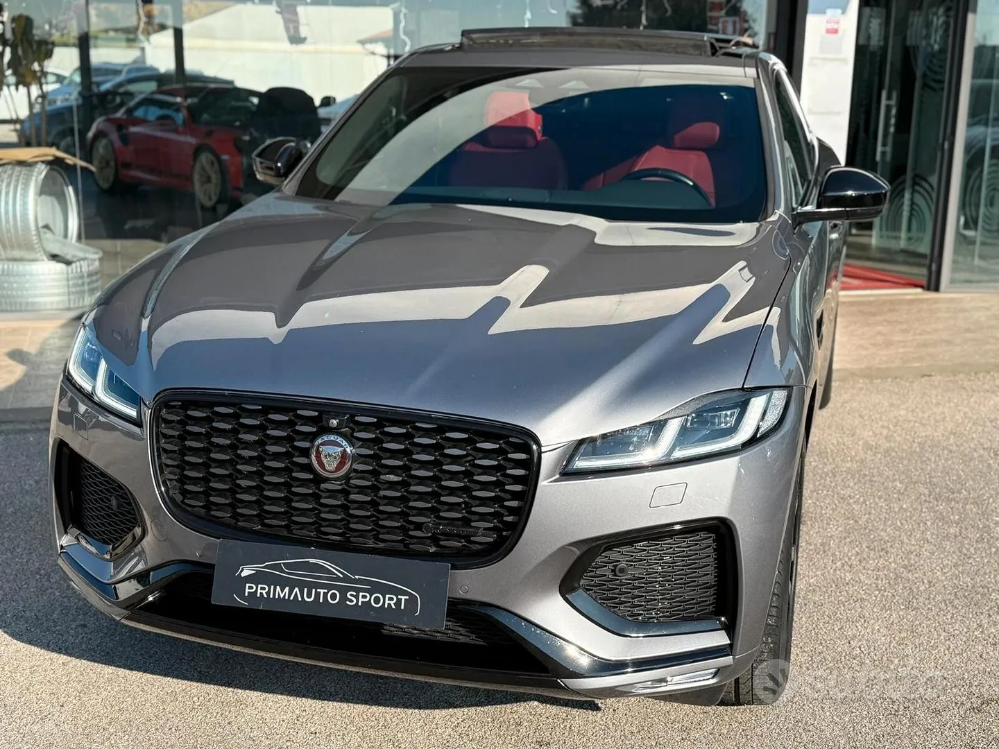 Jaguar F-Pace