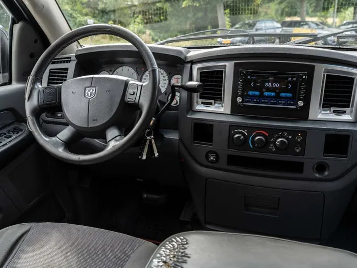 Dodge Ram 1500 2007 photo 2