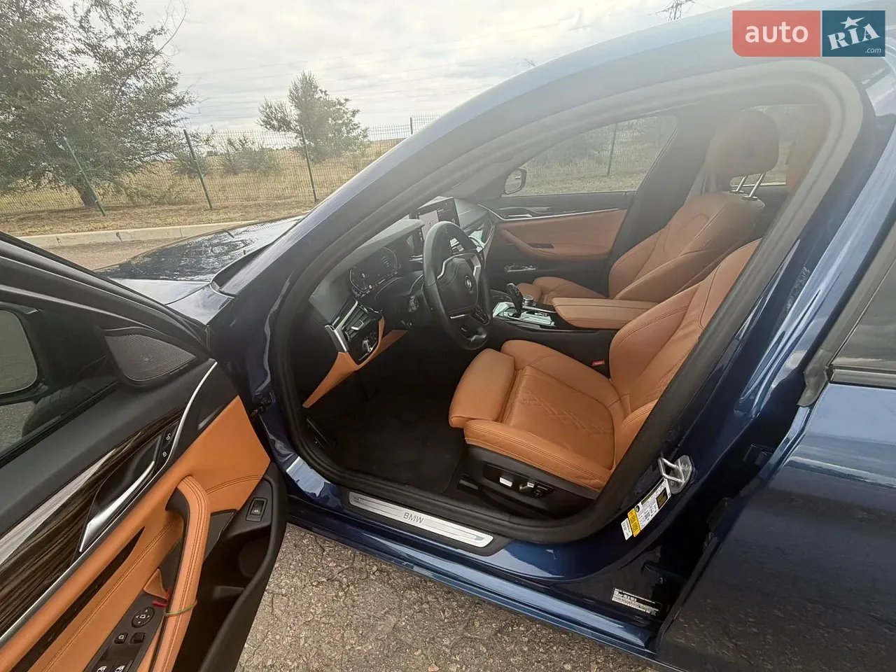 BMW 5 Series 2023 photo 5