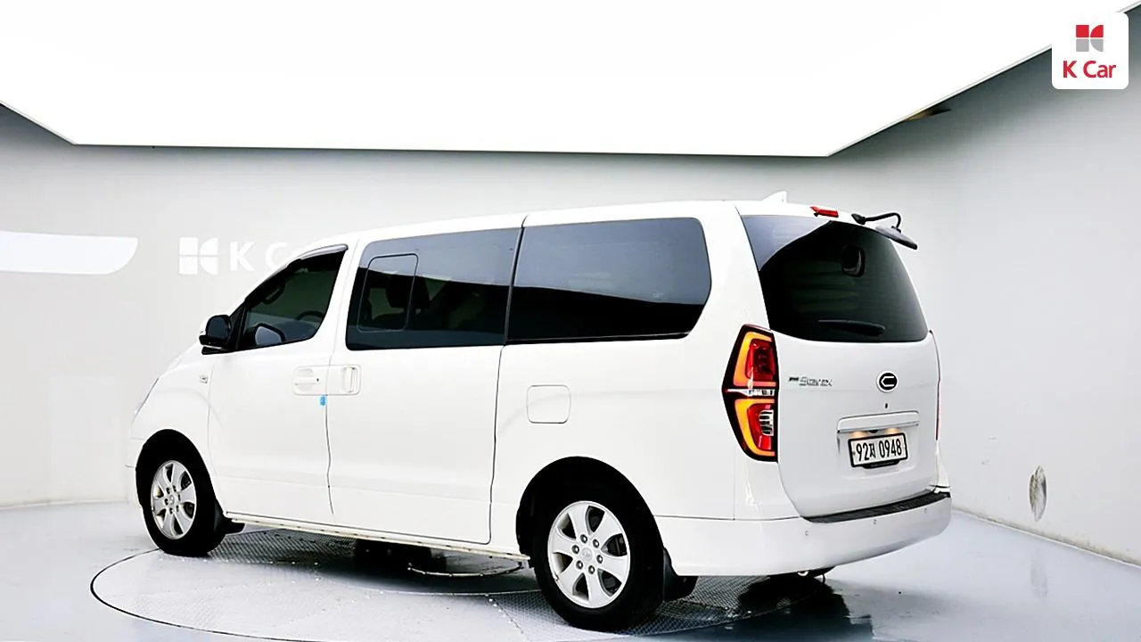 Hyundai Starex 2017 photo 5