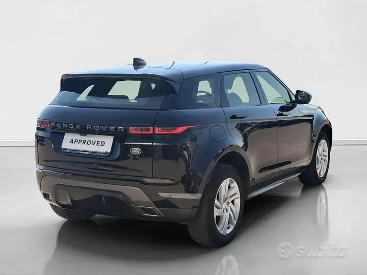Land Rover Evoque 2023 photo 2