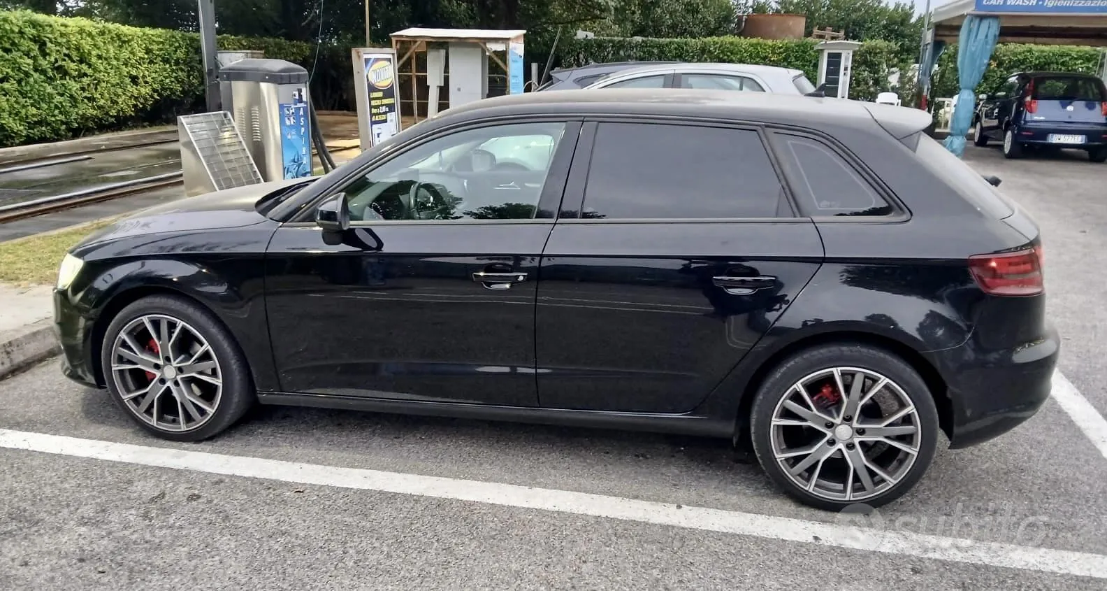 Audi A3 2015 photo 2