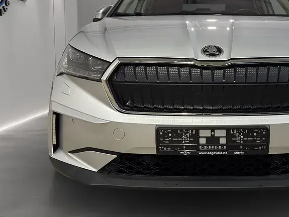 Skoda Enyaq 2023 photo 4