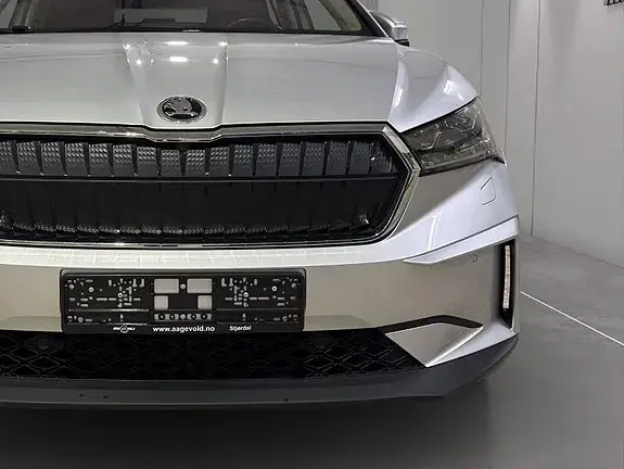 Skoda Enyaq 2023 photo 5