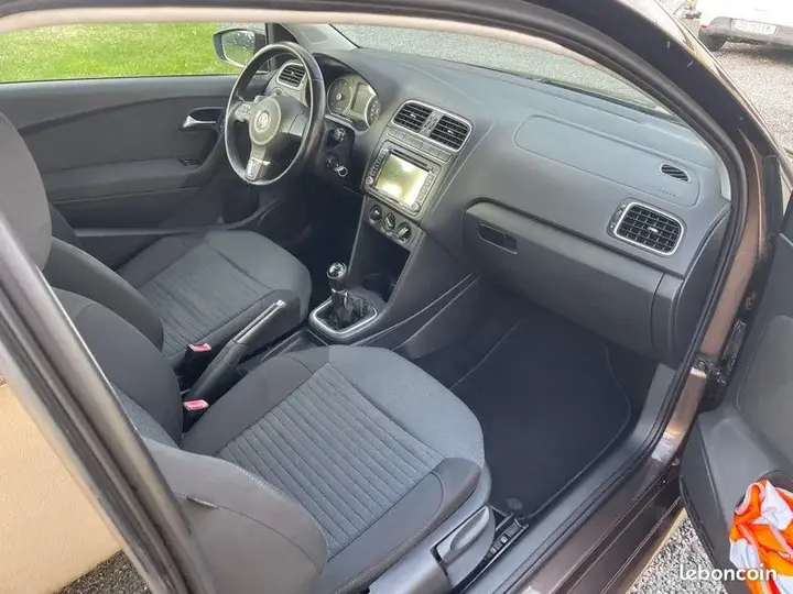 Volkswagen Polo 2014 photo 3