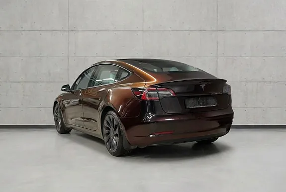 Tesla Model 3 2022 photo 4