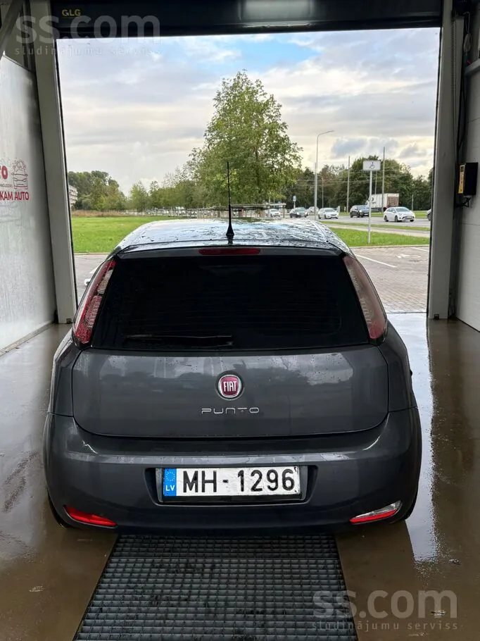 Fiat Punto 2013 photo 4