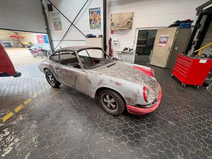 Porsche 912