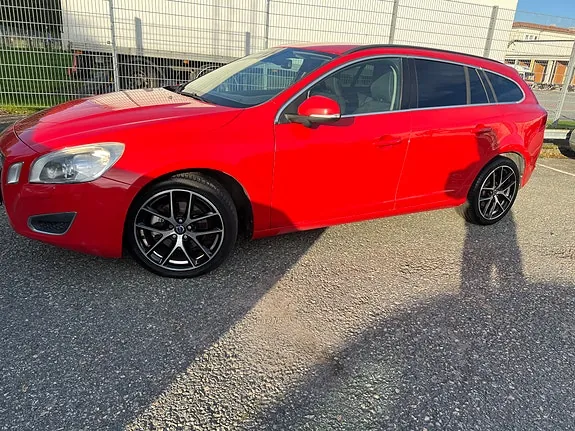 Volvo V60 2012 photo 5