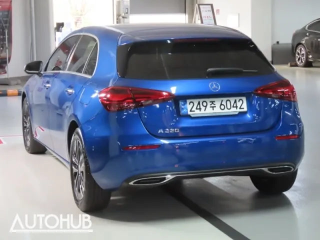 Mercedes-Benz A-Class 2024 photo 4