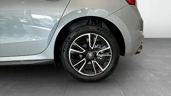 Skoda Fabia 2027 photo 4