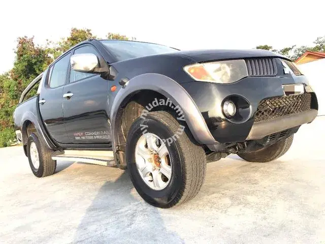 Mitsubishi Triton