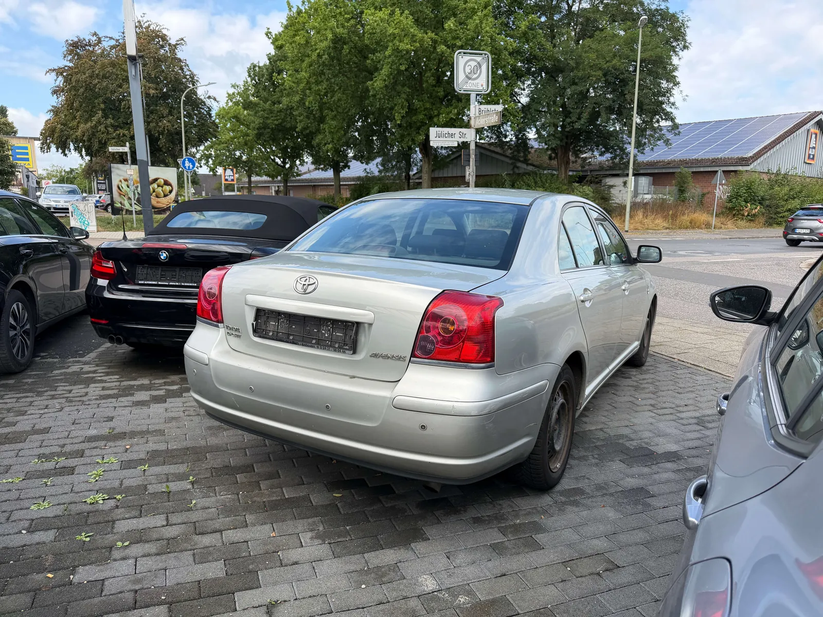 Toyota Avensis 2005 photo 4