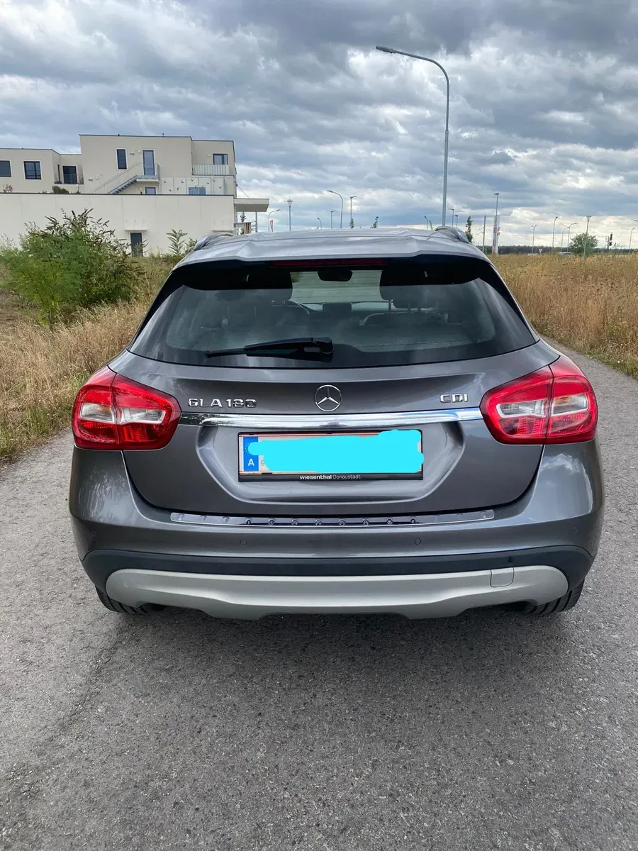 Mercedes-Benz Gla 2016 photo 2