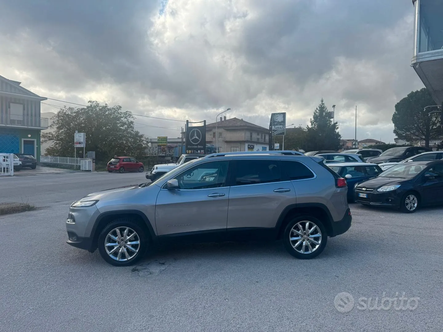 Jeep Cherokee 2014 photo 3