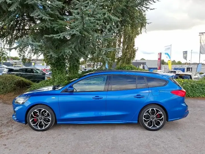 Ford Focus 2020 photo 4