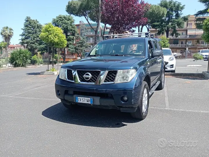 Nissan Pathfinder 2005 photo 5