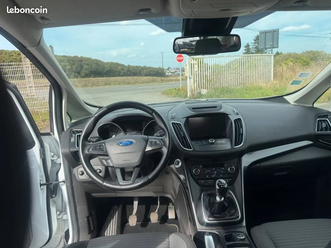 Ford Grand C-Max 2015 photo 5