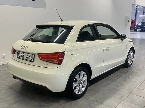 Audi A1 2011 photo 5