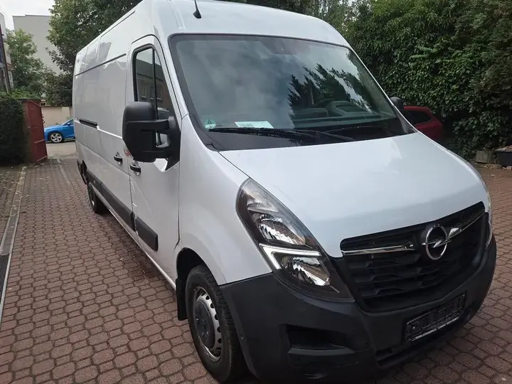 Opel Movano