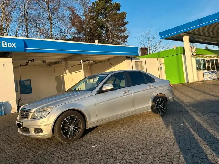 Mercedes-Benz C200D