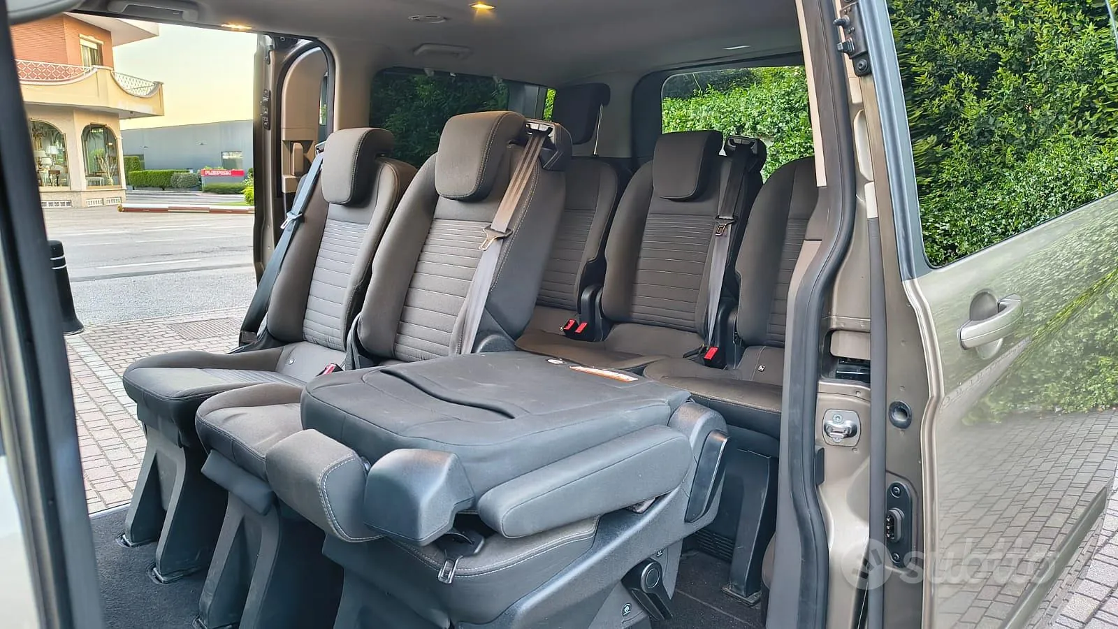 Ford Tourneo Custom 2020 photo 4