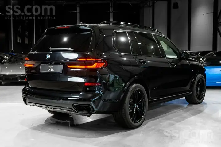 BMW X7 2025 photo 4