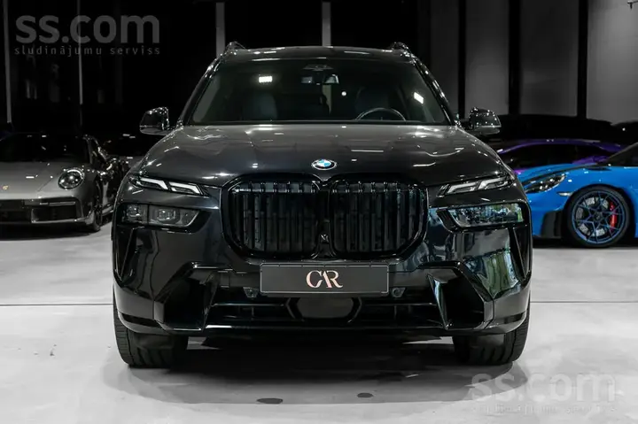 BMW X7 2025 photo 2