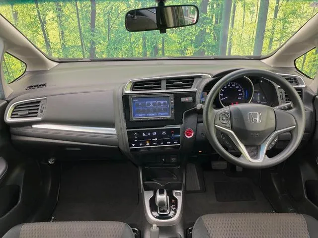 Honda Fit 2018 photo 2