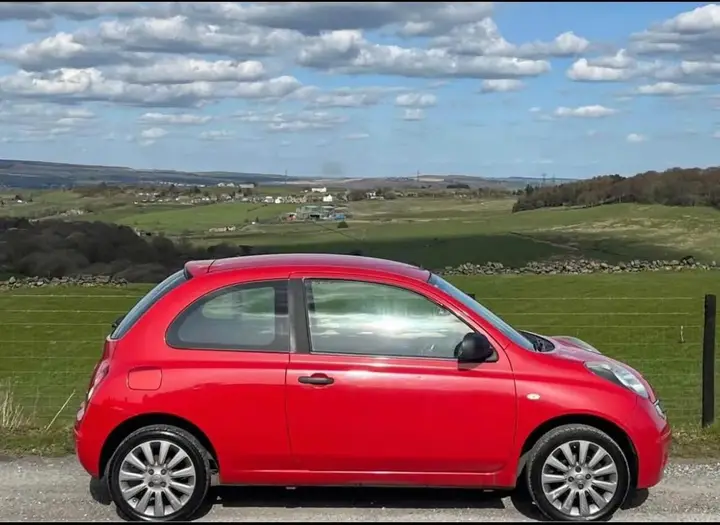 Nissan Micra 2010 photo 5