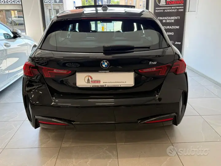 BMW 1 Series 2025 photo 5