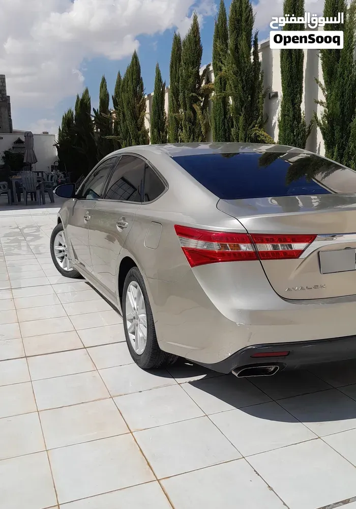 Toyota Avalon